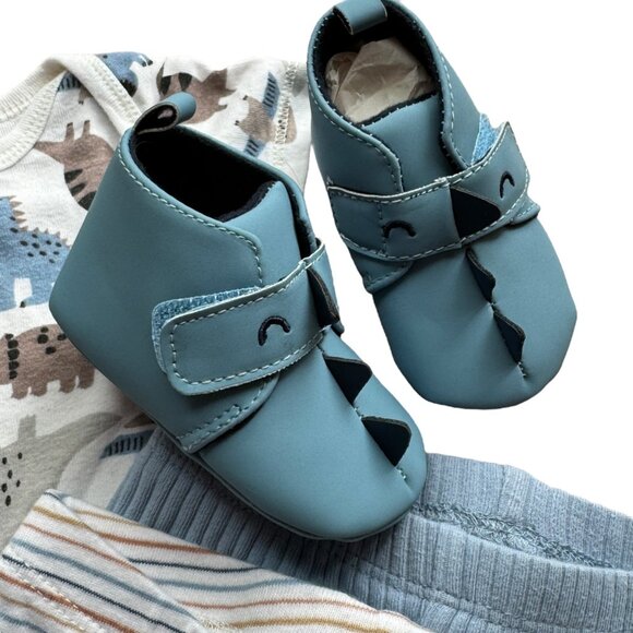 Baby Boy Bundle 5 Piece Matching Set & Shoes 0-3M Dino Blue Cute Soft - Picture 2 of 4